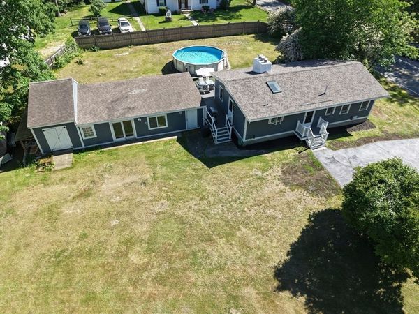 86 Meadowbrook Road, Chelmsford, MA 01863