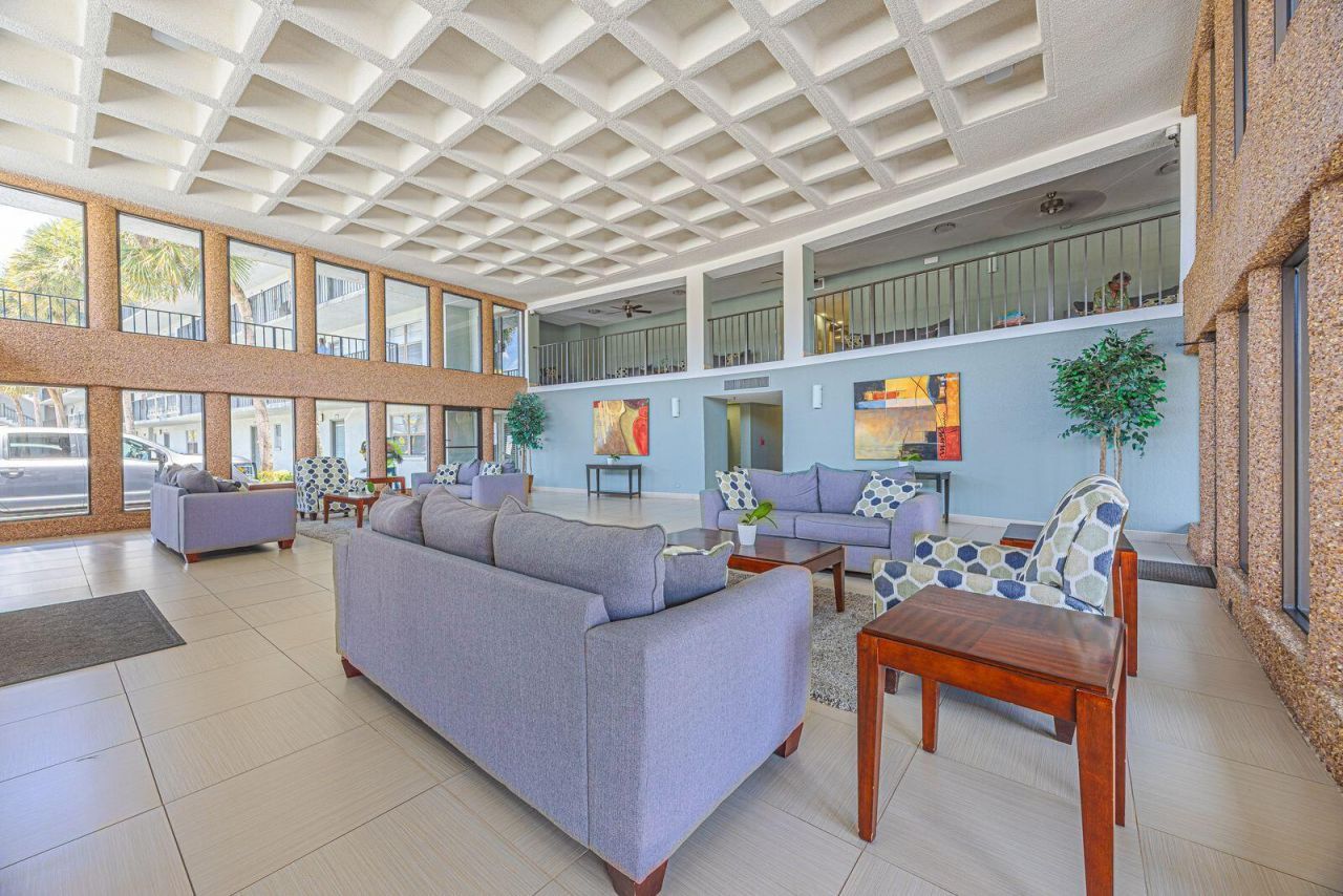 9440 SW 8th Street, Unit 417, Boca Raton, FL 33428 Photo