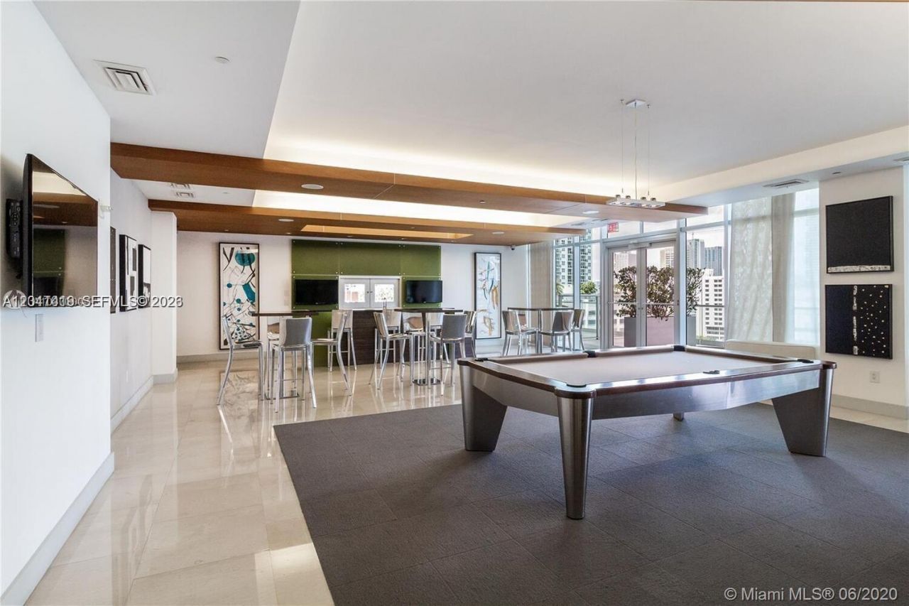 500 Brickell Ave , Unit 3706, Miami, FL 33131 Photo