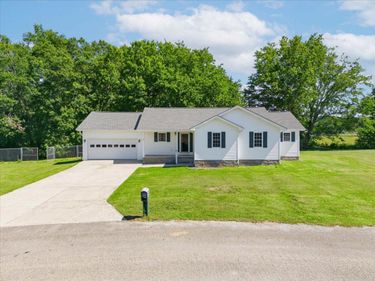 166 Clover Meadow Drive, Unit 10, Corbin, KY 40701