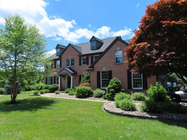 1 Tansy Court, Wynantskill, NY 12198