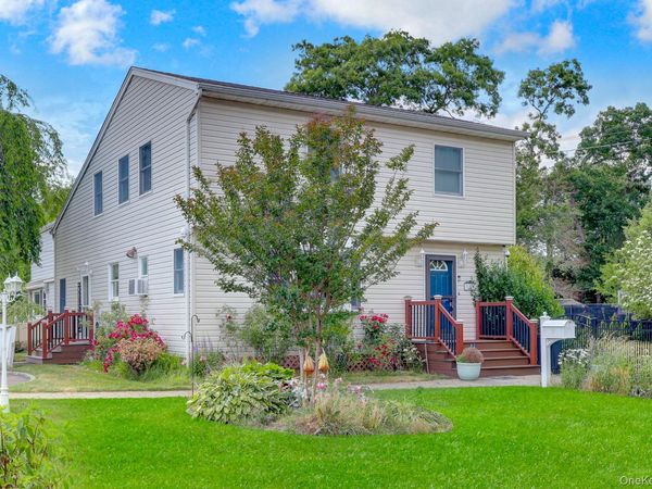 301 Oak Neck Road, Babylon, NY 11795