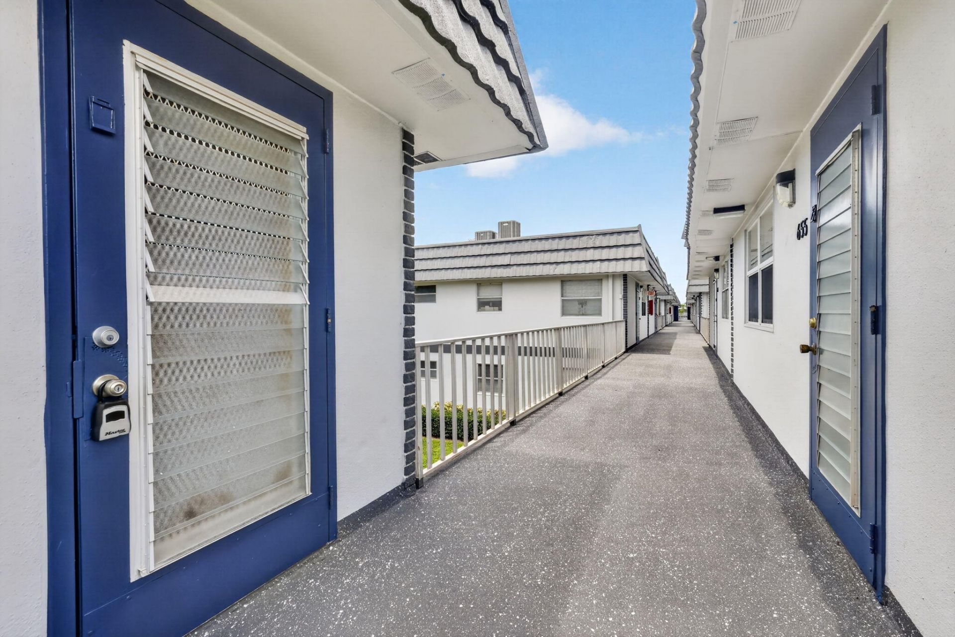 654 Saxony N, Delray Beach, FL 33446 Photo