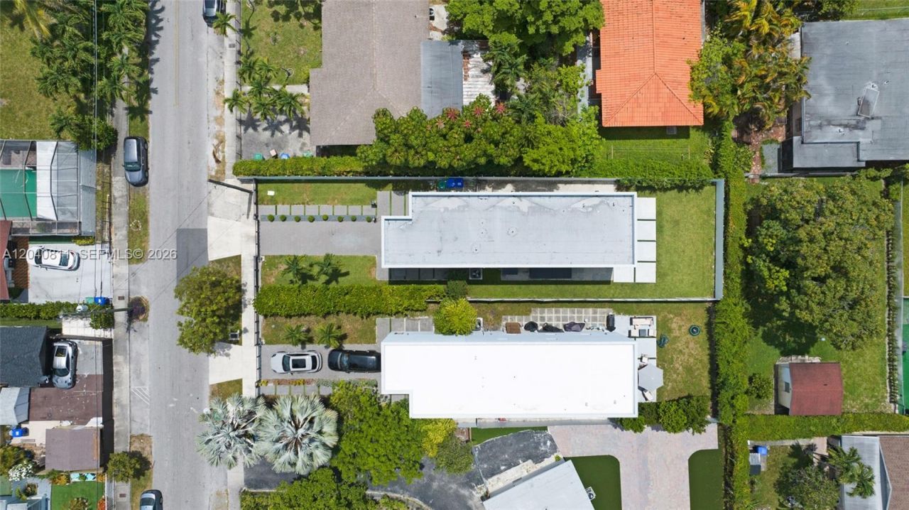 2320 SW 14th St, Miami, FL 33145 Photo