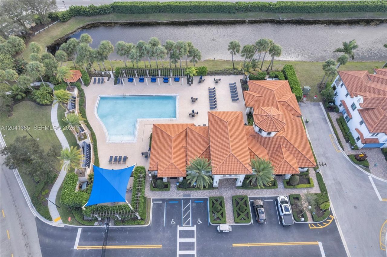 11537 SW 13th Ct , Pembroke Pines, FL 33025 Photo