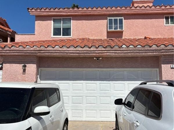 2884 Edmond Street , Las Vegas, NV 89146