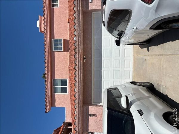 2884 Edmond Street, Las Vegas, NV 89146