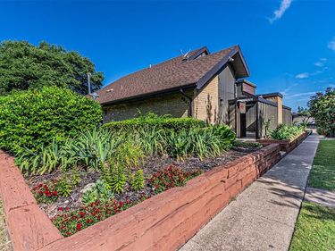 4643 Country Creek Drive, Unit 1090, Dallas, TX 75236
