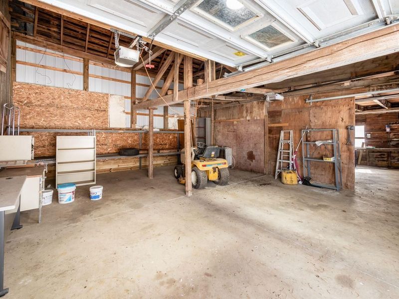 7106 Columbus Road, Mount Vernon, OH 43050 Photo 4