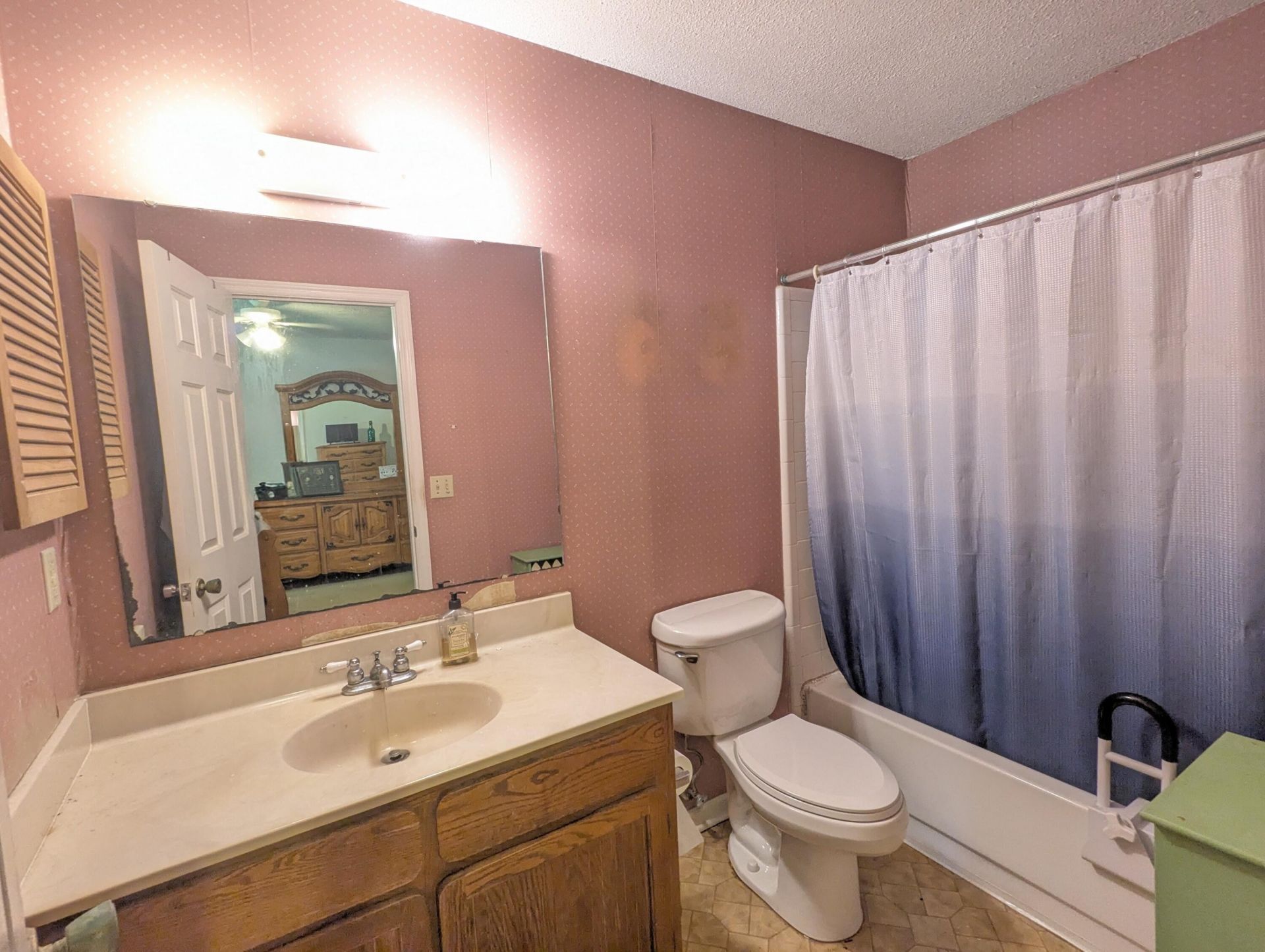 107 Wakefield Court Photo 12