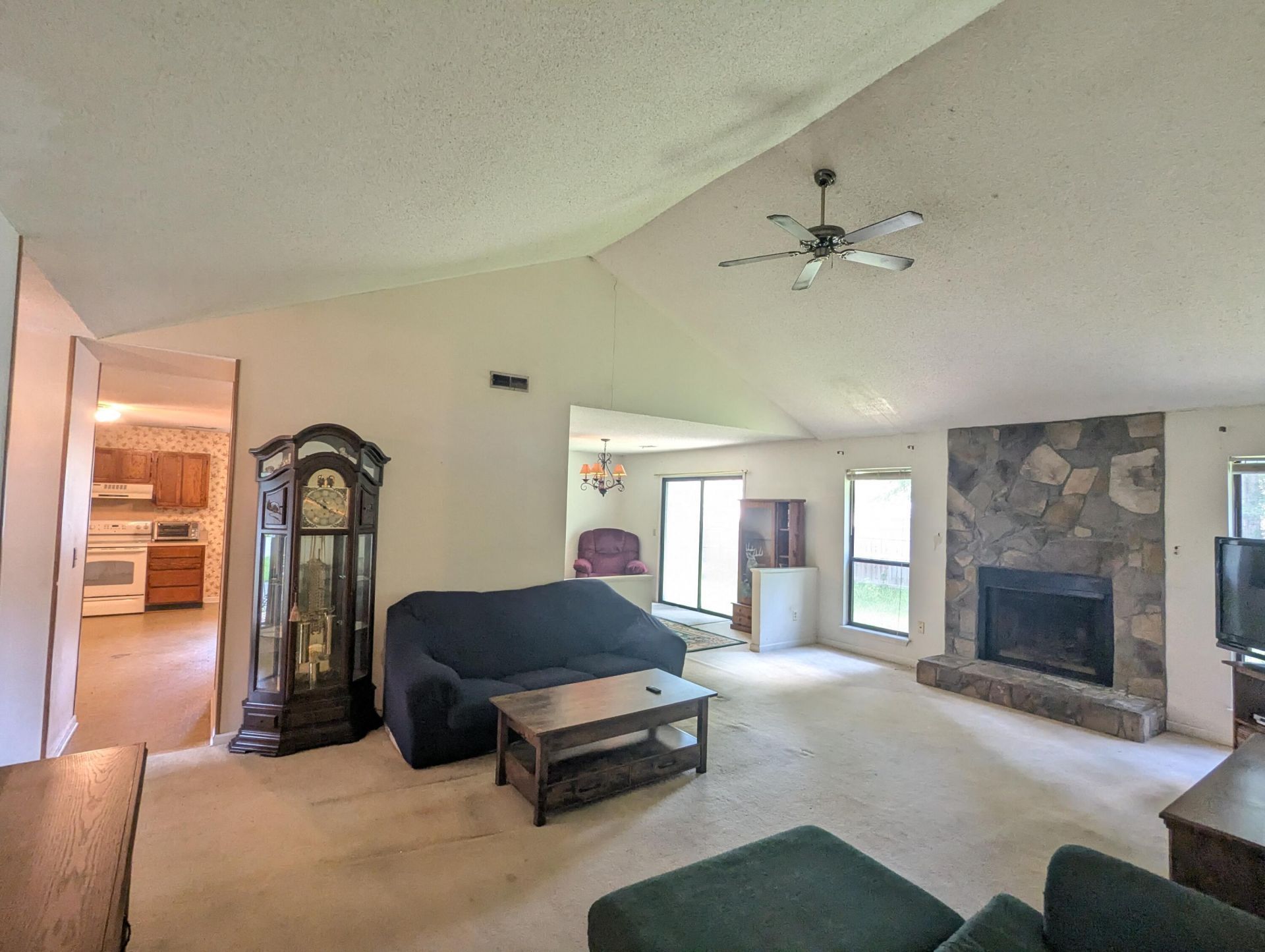 107 Wakefield Court Photo 4