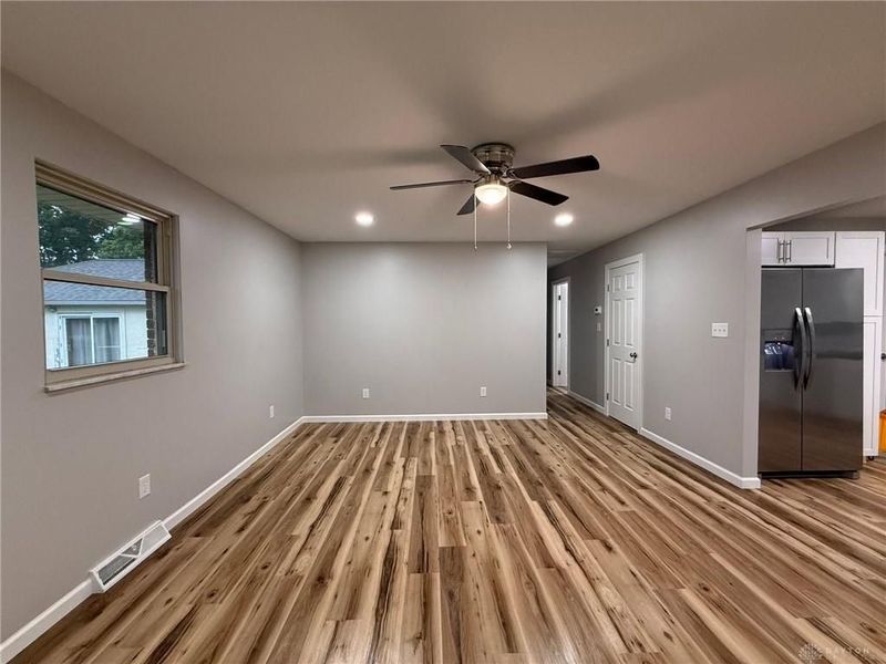 519 Prince Albert Boulevard, Riverside, OH 45404 Photo 8