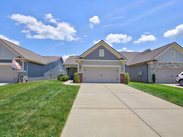 1917 Fayette Ct, Spring Hill, TN 37174