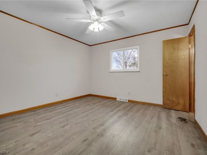 15067 Rochelle Drive , Maple Heights, OH 44137 Photo 13
