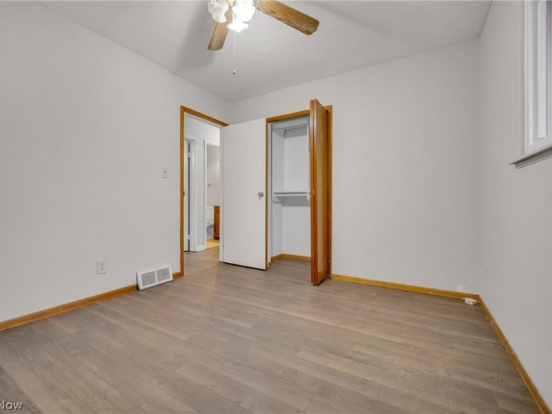 15067 Rochelle Drive , Maple Heights, OH 44137 Photo 9