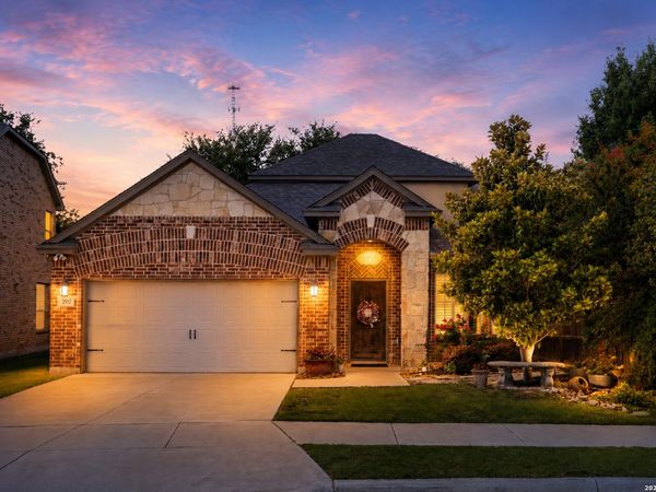202 Maxwell, Boerne, TX 78006