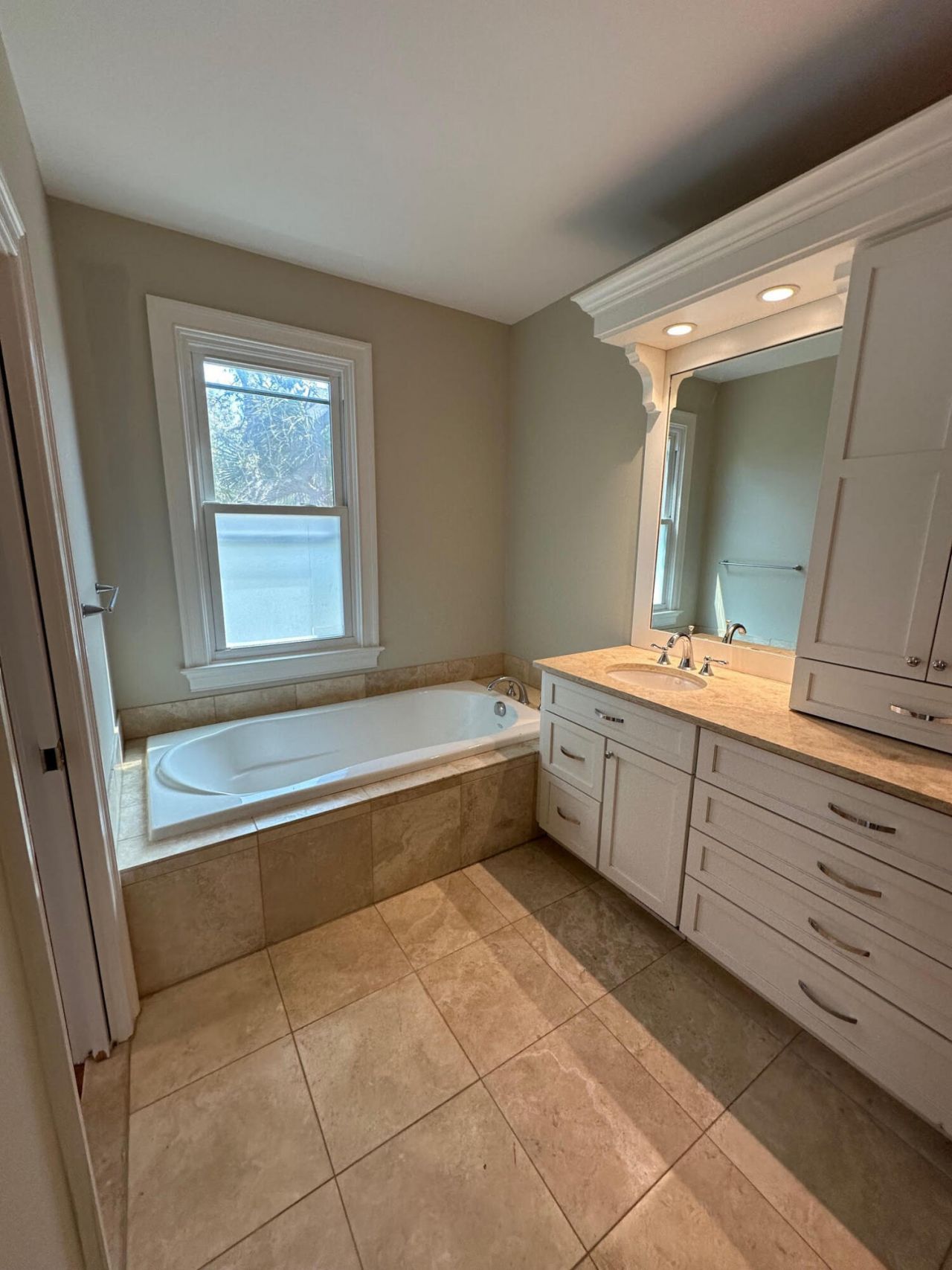 2820 Middle Street Photo 12