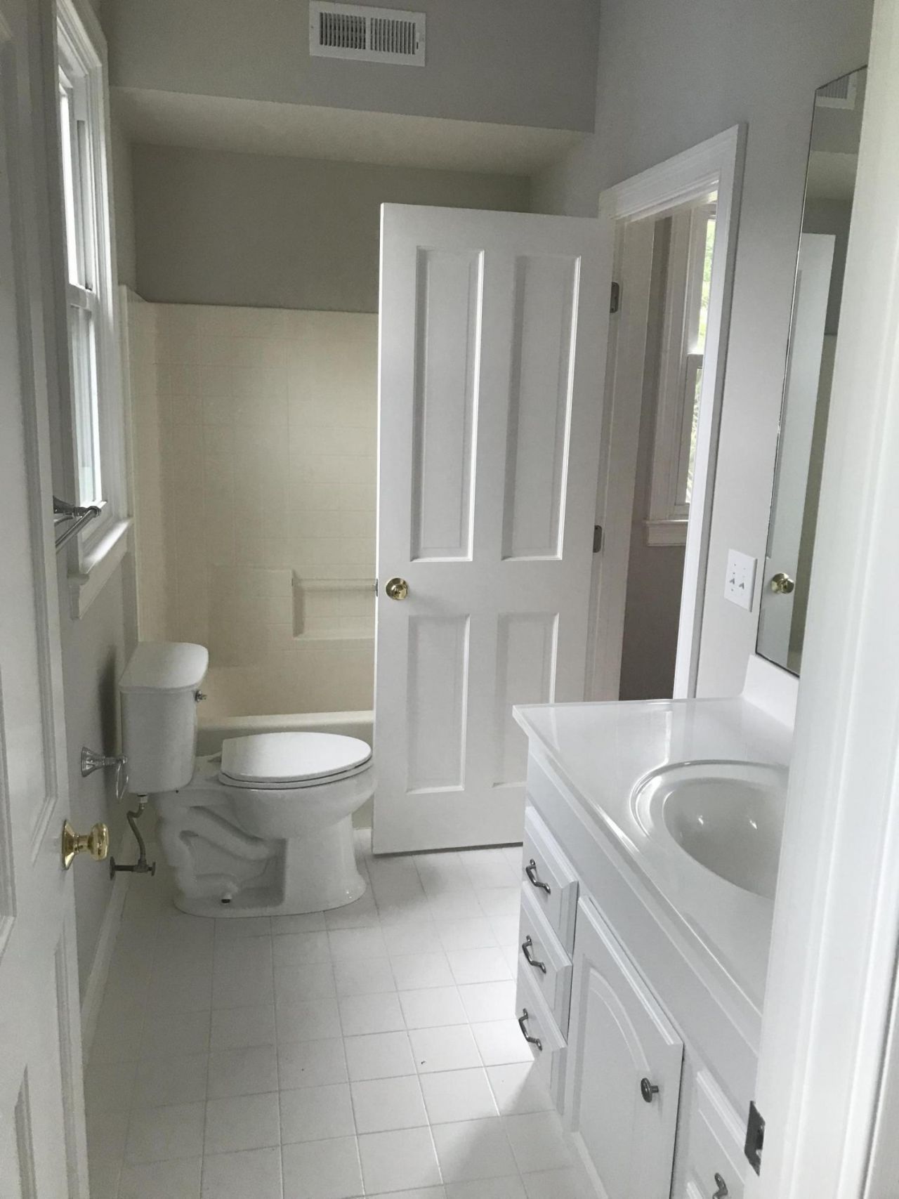 2820 Middle Street Photo 18