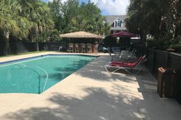 2820 Middle Street photo 4