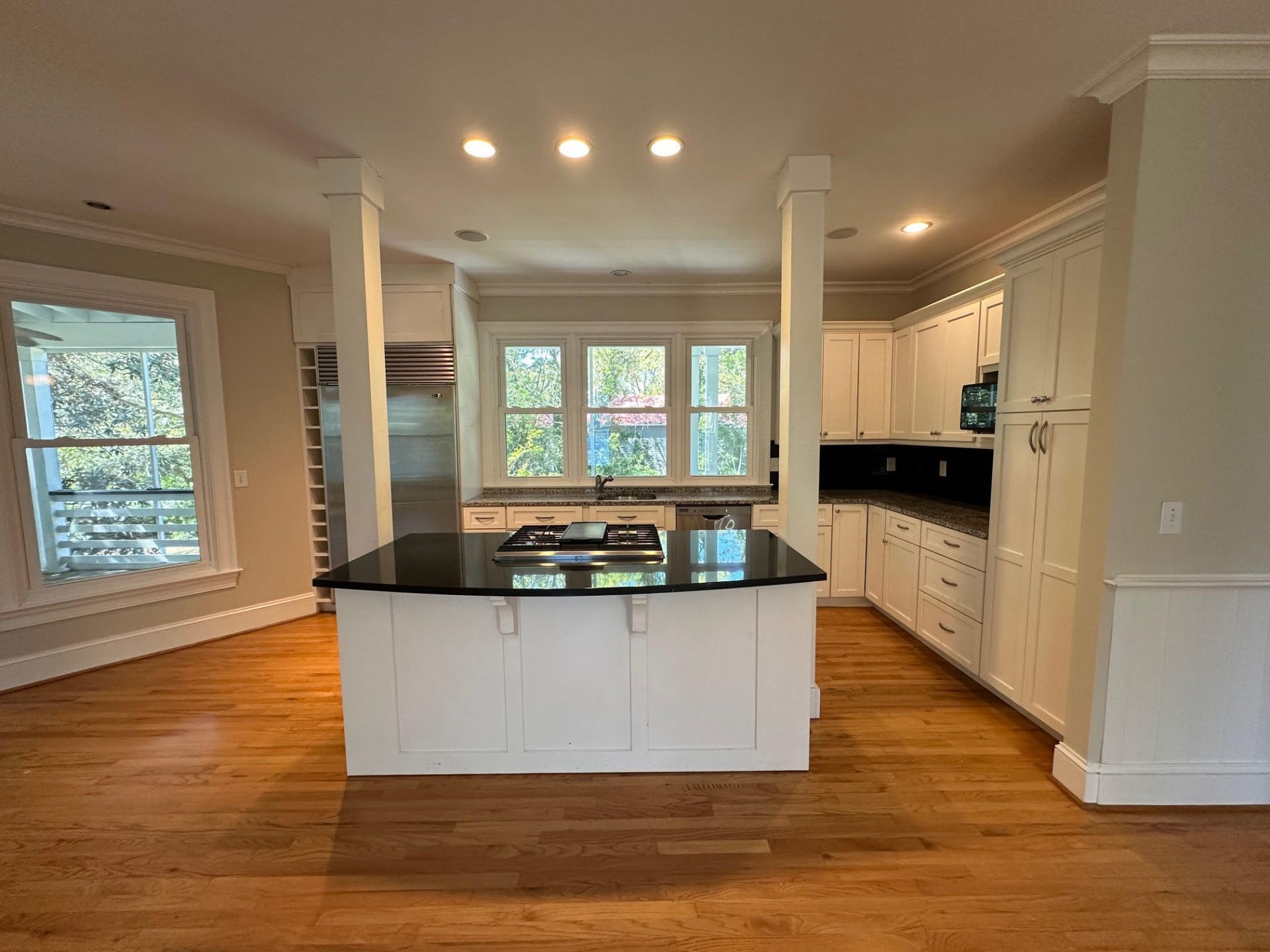 2820 Middle Street Photo 5