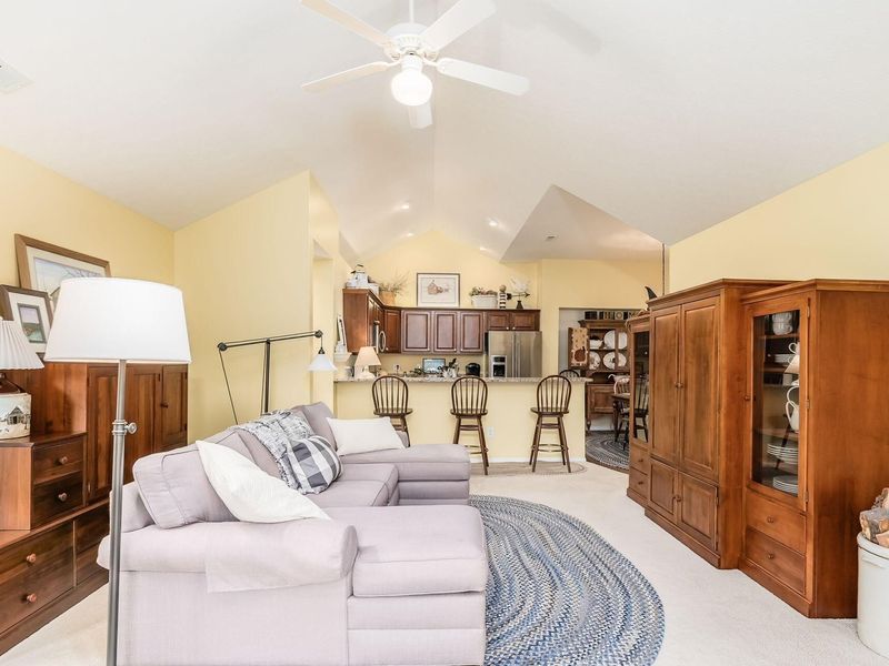 6196 Ardmore Way, Unit 4, Dublin, OH 43016 Photo 10