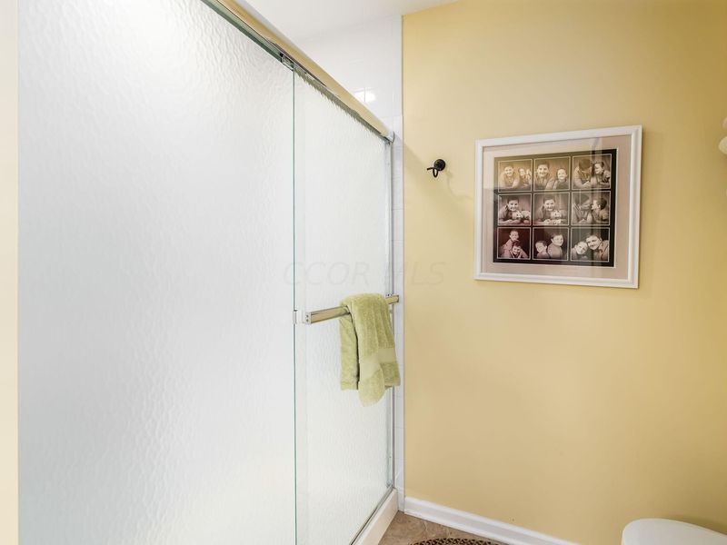6196 Ardmore Way, Unit 4, Dublin, OH 43016 Photo 32