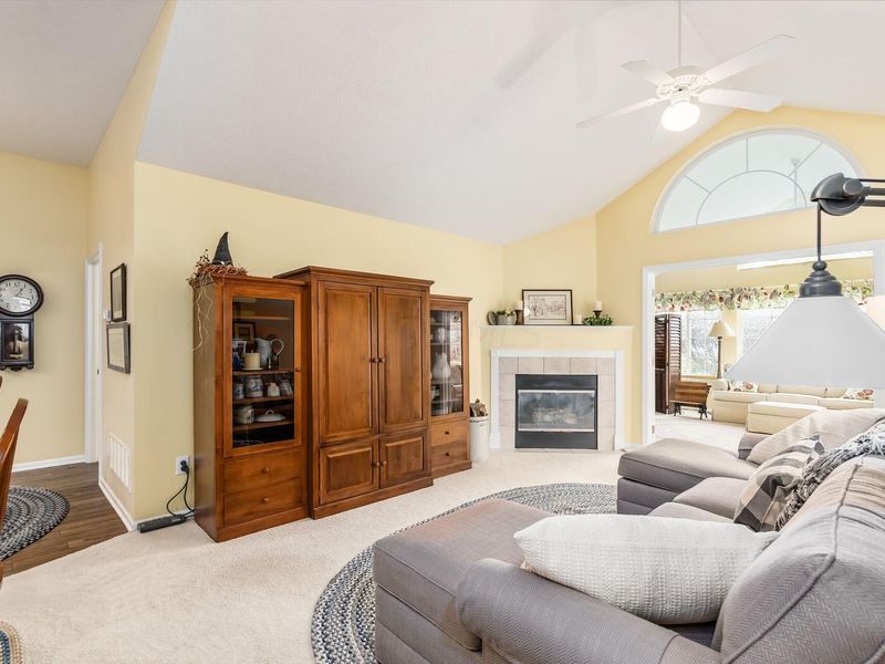 6196 Ardmore Way, Unit 4, Dublin, OH 43016 Photo 9