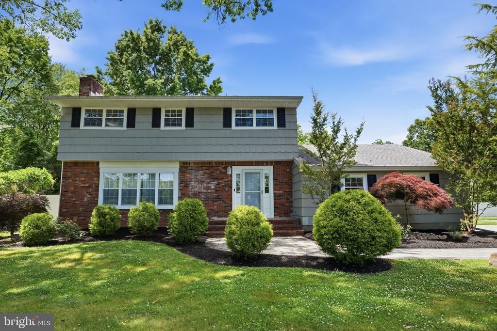 1 Galston Drive, Princeton Junction, NJ 08550 Main Photo