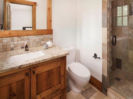 8510 Buena Vista Court, Truckee, CA 96161 Photo