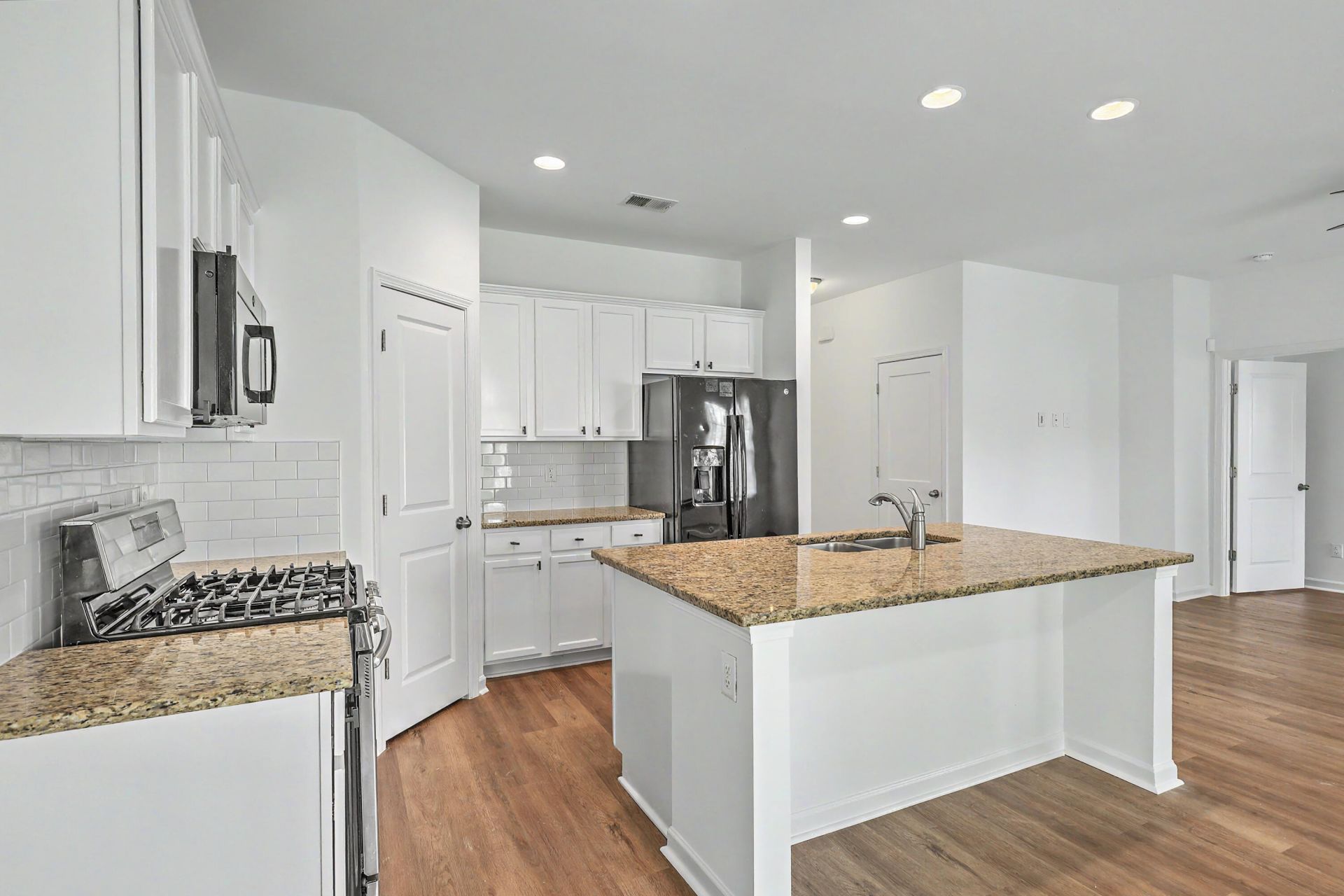 9649 Spencer Woods Road Photo 11
