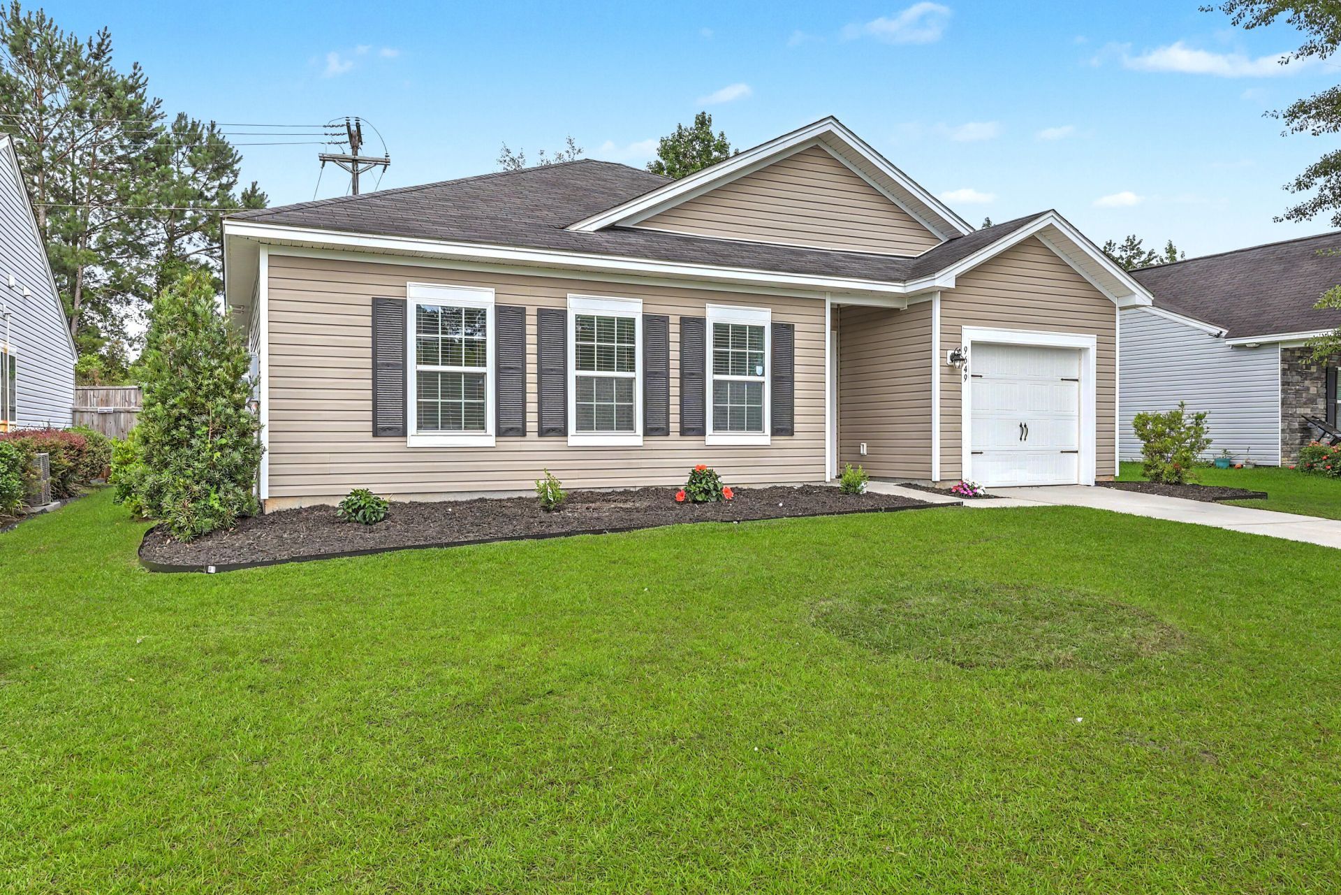 9649 Spencer Woods Road Photo 13