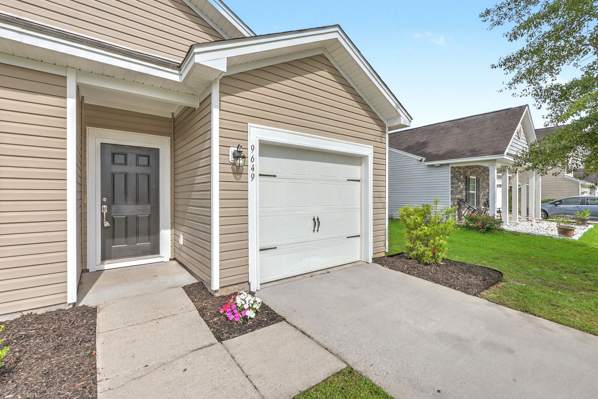 9649 Spencer Woods Road Photo 17