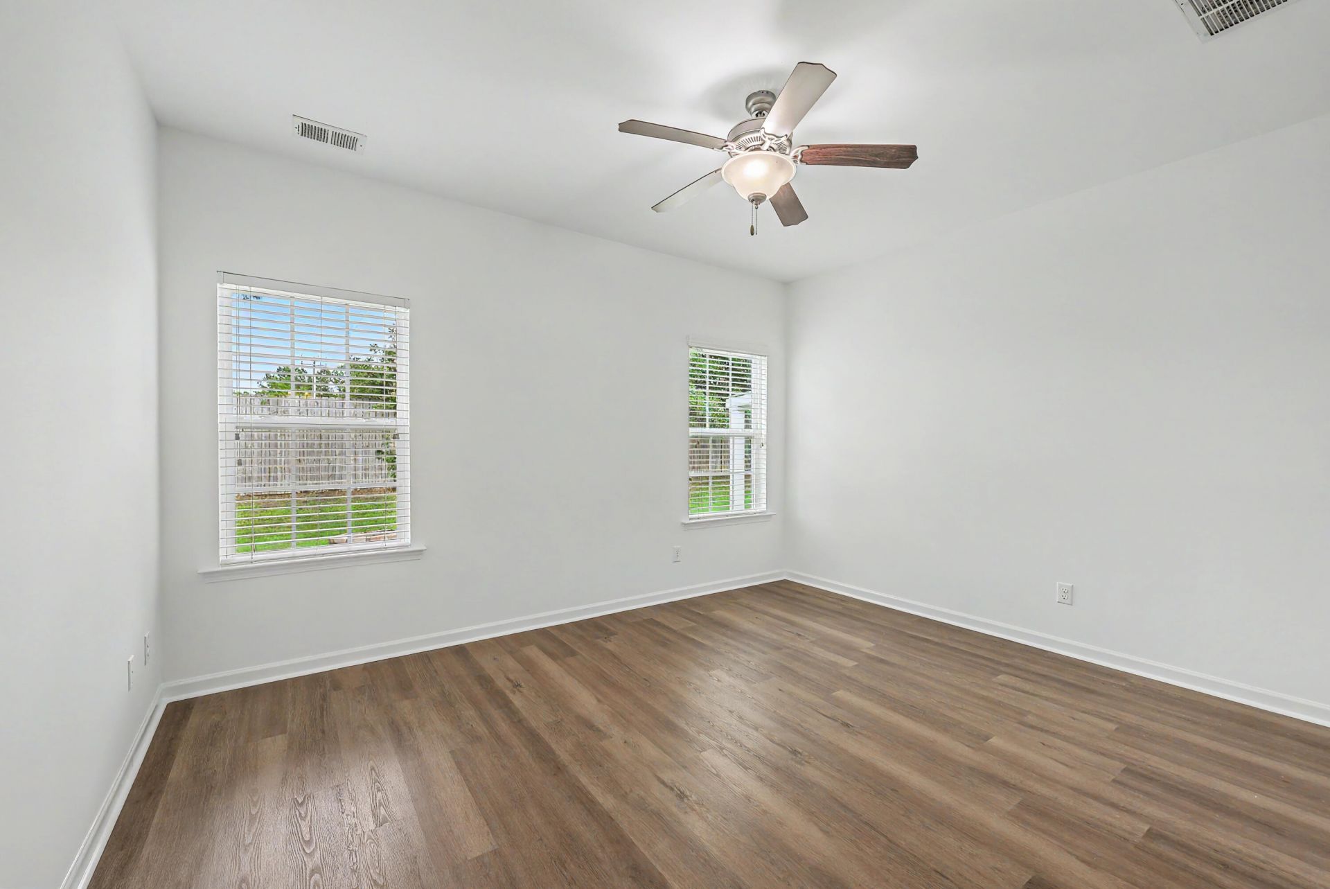 9649 Spencer Woods Road Photo 18