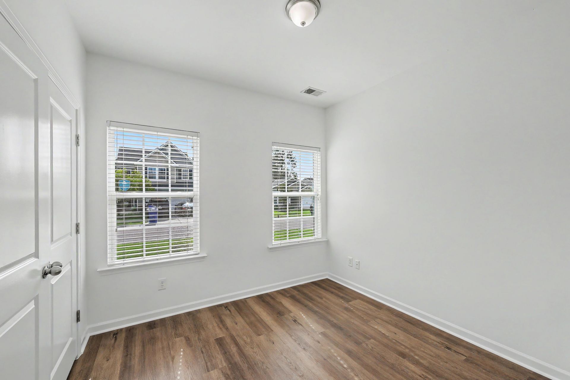 9649 Spencer Woods Road Photo 24