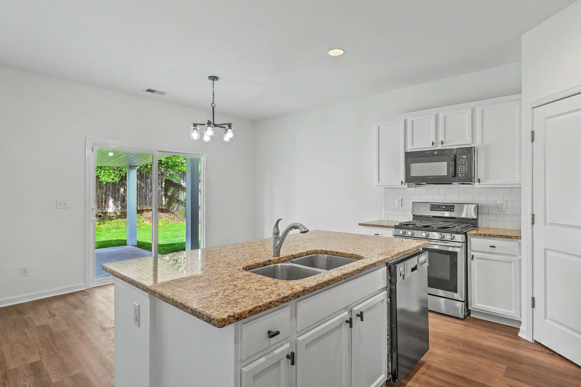 9649 Spencer Woods Road Photo 4