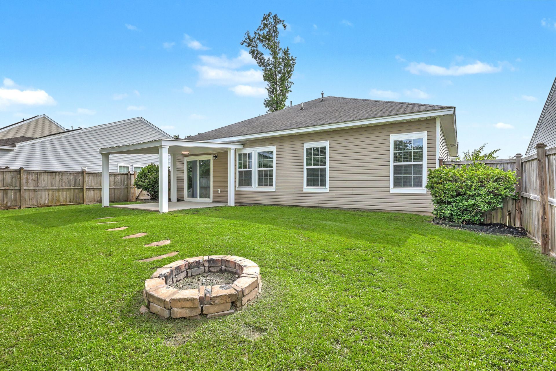 9649 Spencer Woods Road Photo 6