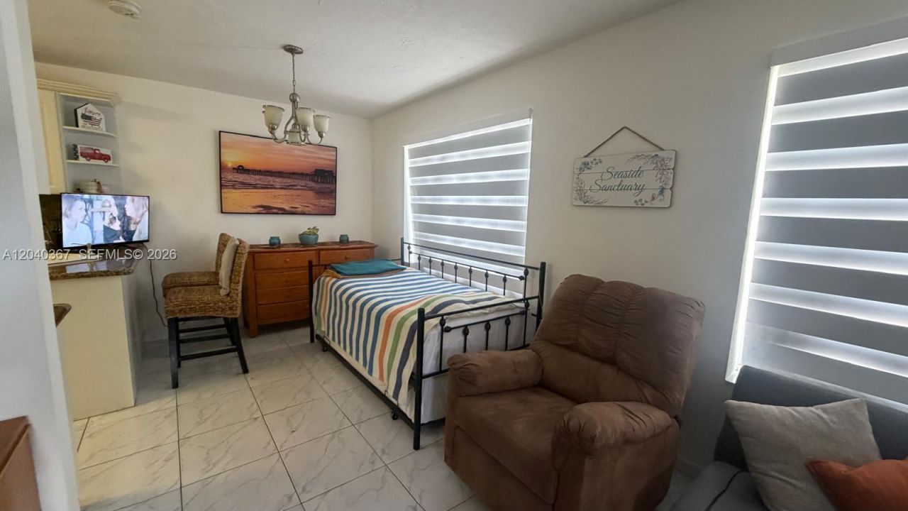 10450 NW 19th St , Pembroke Pines, FL 33026 Photo