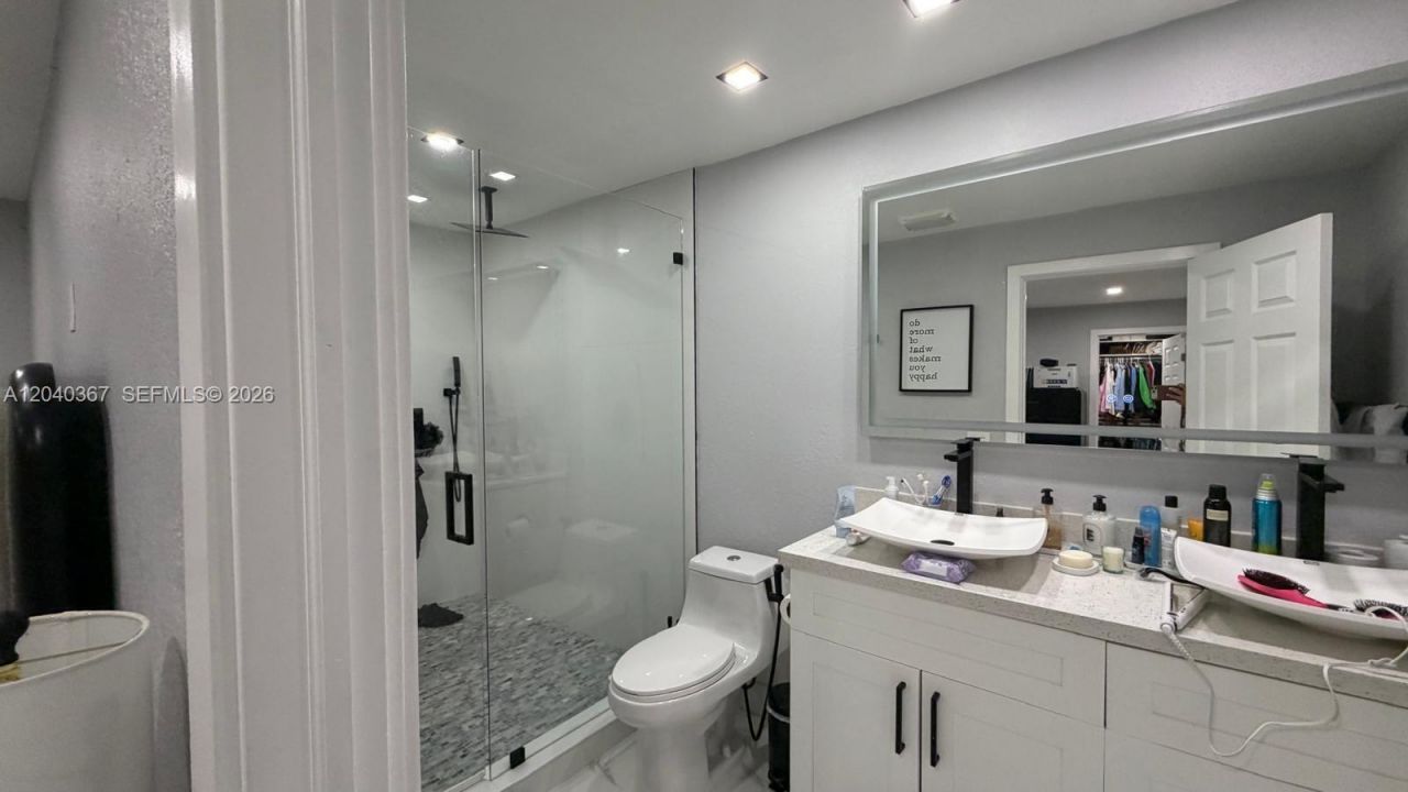 10450 NW 19th St , Pembroke Pines, FL 33026 Photo