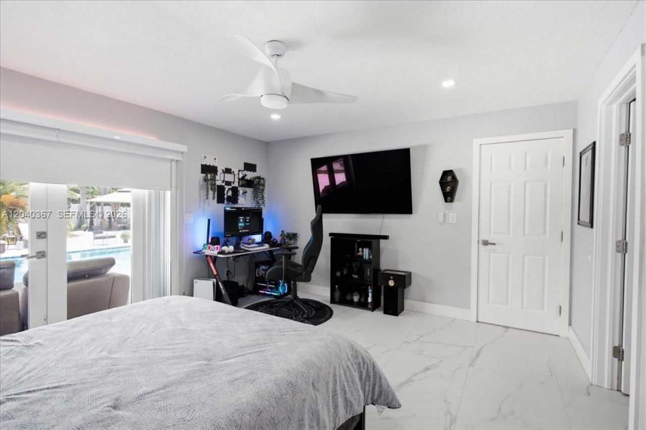 10450 NW 19th St, Pembroke Pines, FL 33026 Photo
