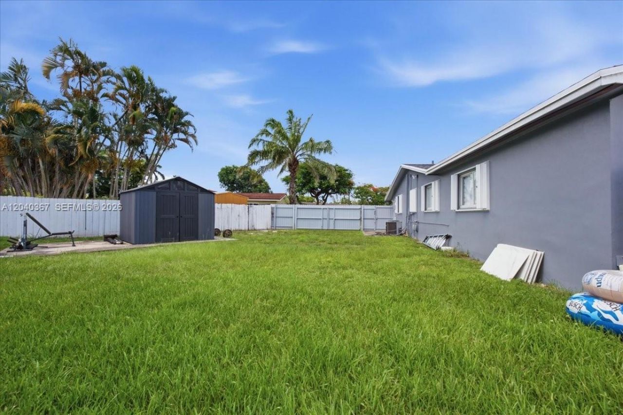 10450 NW 19th St, Pembroke Pines, FL 33026 Photo