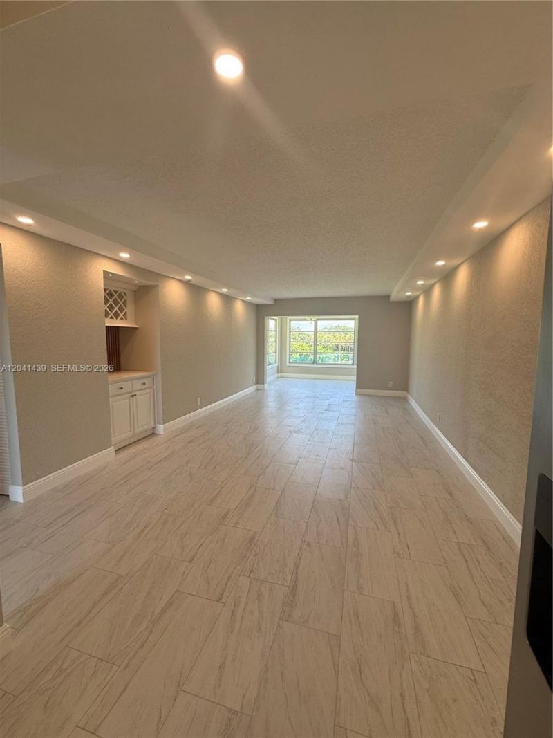 9273 SW 8th St , Unit 311, Boca Raton, FL 33428 Photo