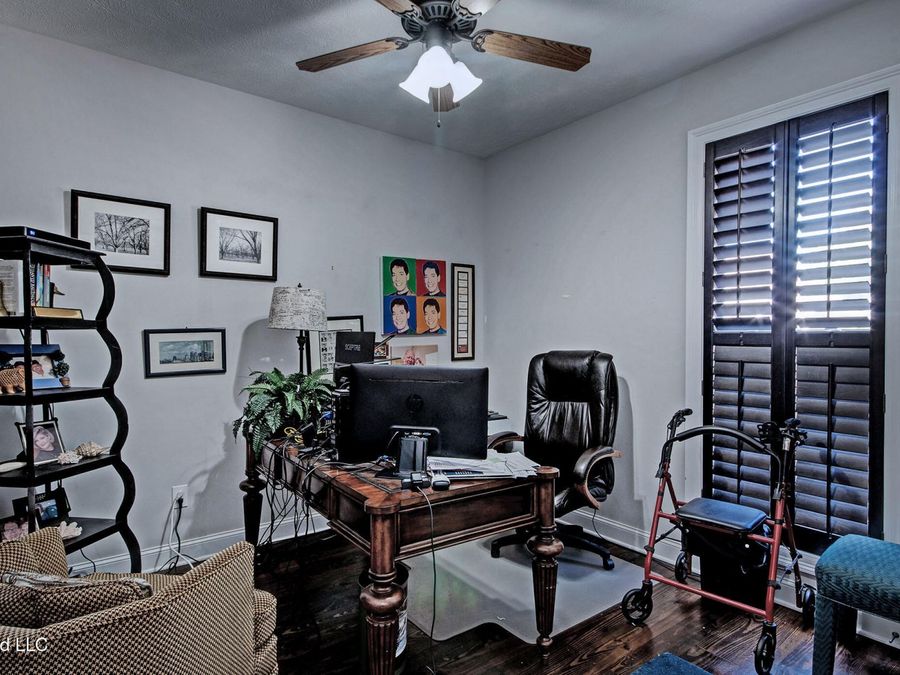 Property Image 25