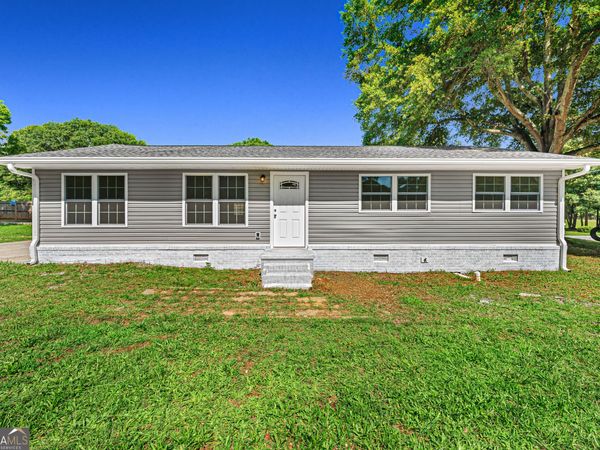 16 Elm Street, Hartwell, GA 30643