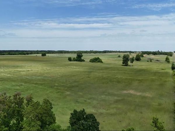 N Broadway Road, Unit 8, Guthrie, OK 73044