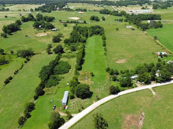 20028 Kirklane Road , Lincoln, AR 72744
