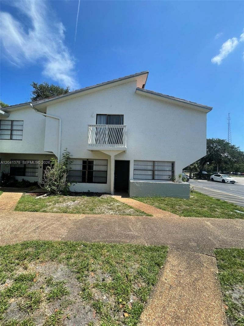 2580 Coral Springs Dr , Unit 2580, Coral Springs, FL 33065 Photo