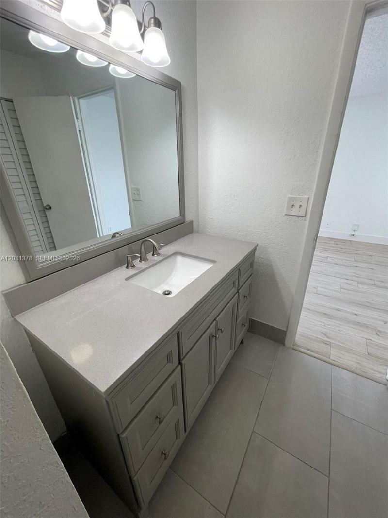 2580 Coral Springs Dr , Unit 2580, Coral Springs, FL 33065 Photo