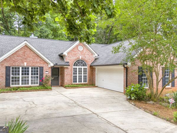 271 Jackson Park Drive, Hoschton, GA 30548