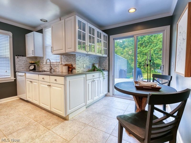 352 Glen Park Drive, Bay Village, OH 44140 Photo 15
