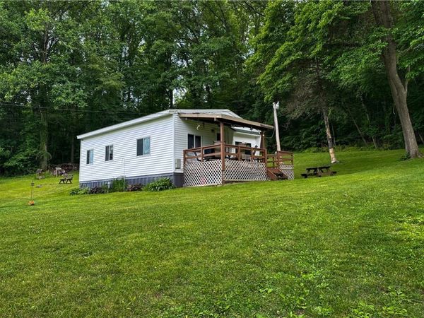 129 Old Farm Ln, East Brady, PA 16028